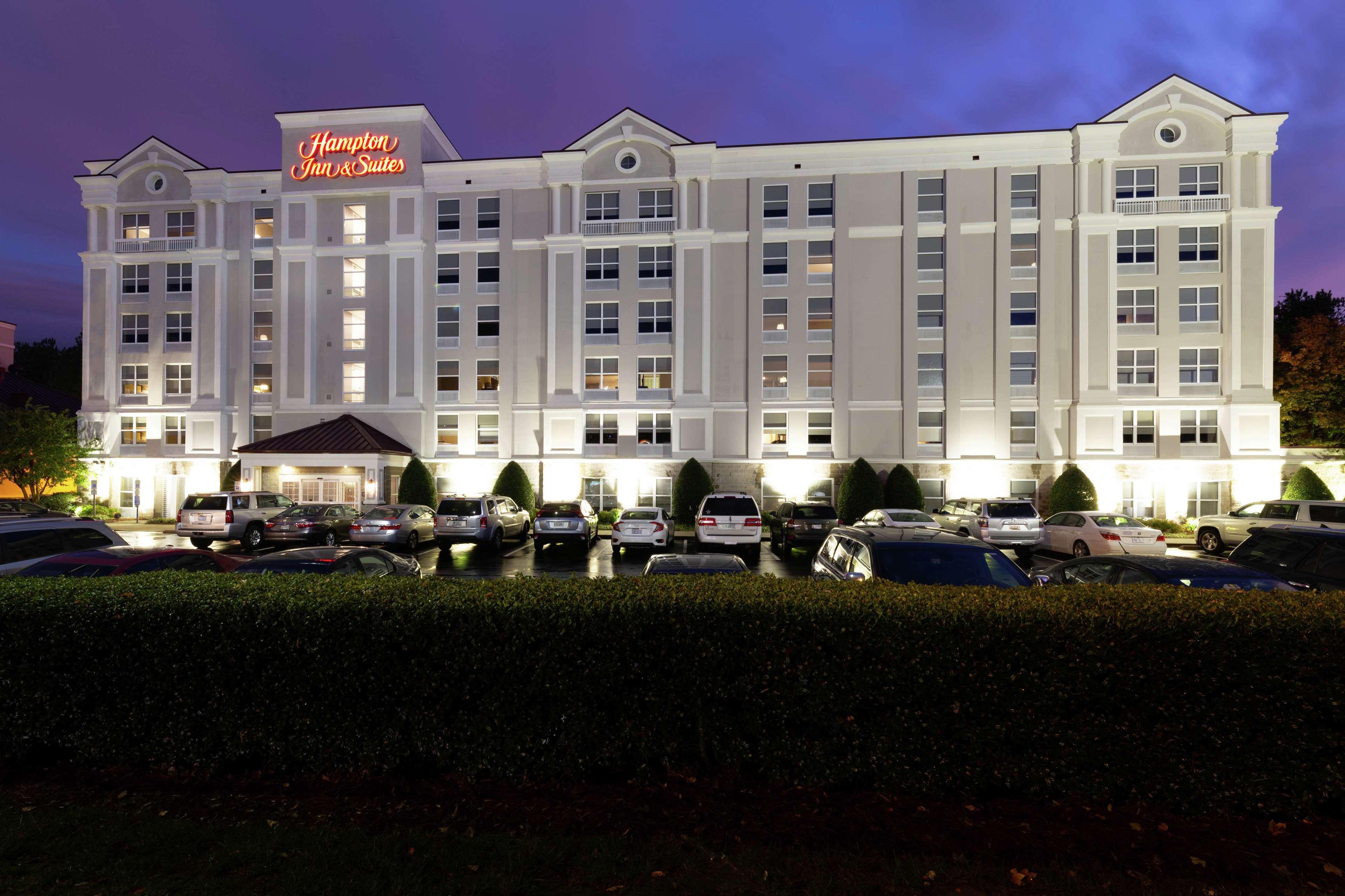 Hampton Inn & Suites Raleigh Cary Lenovo Center Екстер'єр фото