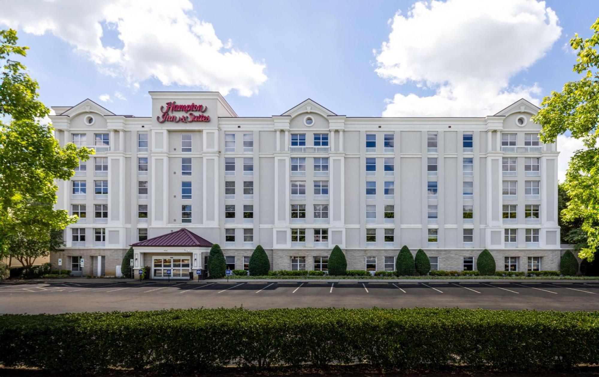Hampton Inn & Suites Raleigh Cary Lenovo Center Екстер'єр фото