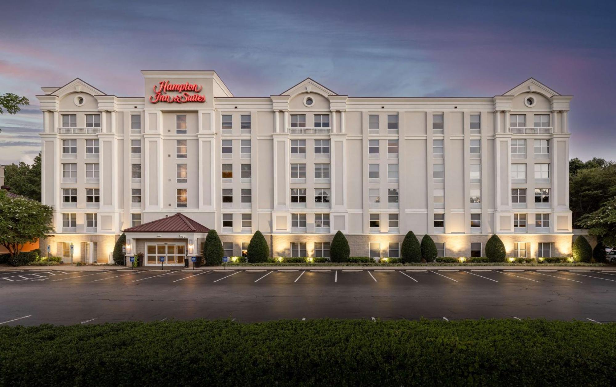 Hampton Inn & Suites Raleigh Cary Lenovo Center Екстер'єр фото