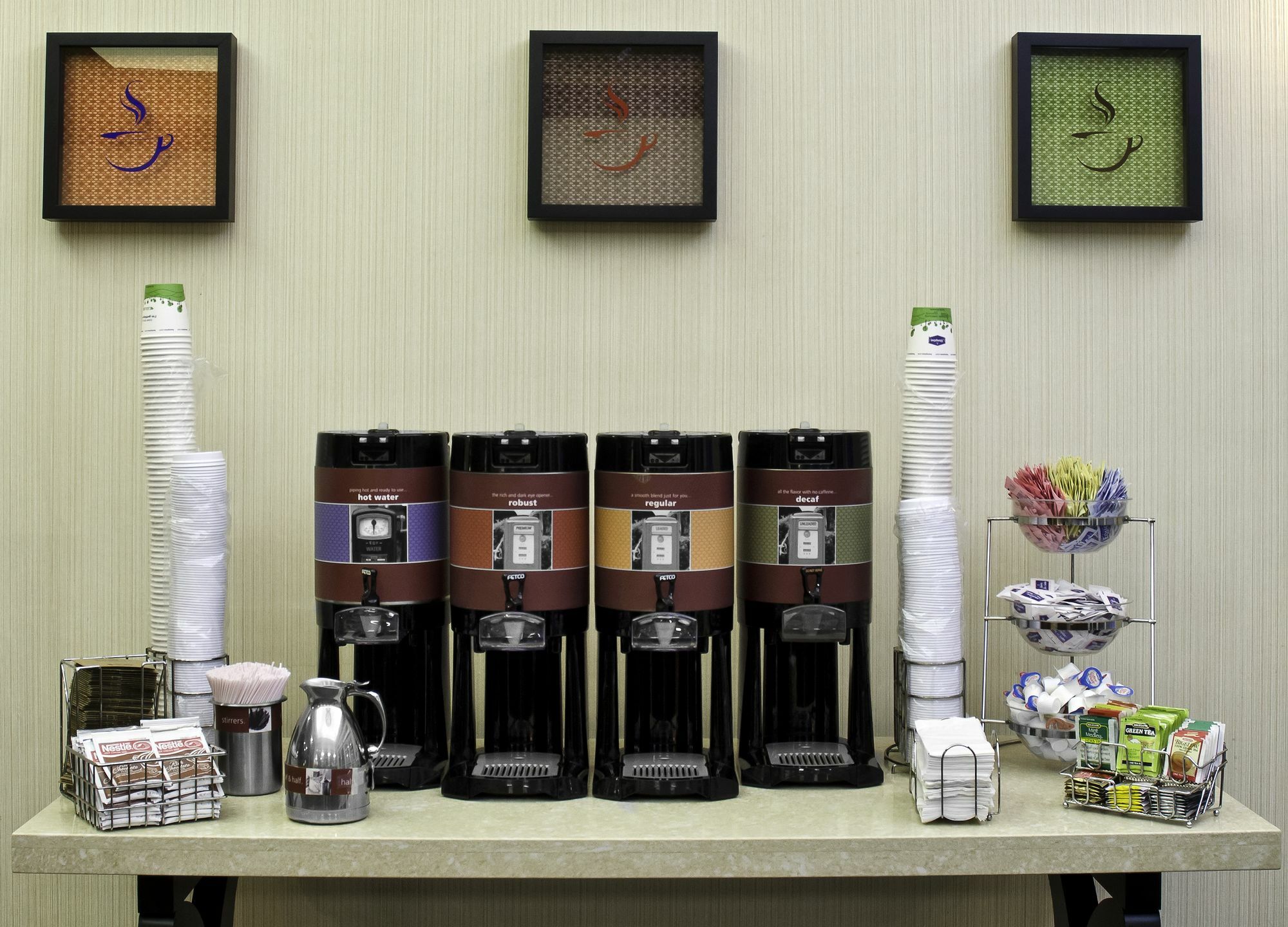 Hampton Inn & Suites Raleigh Cary Lenovo Center Екстер'єр фото
